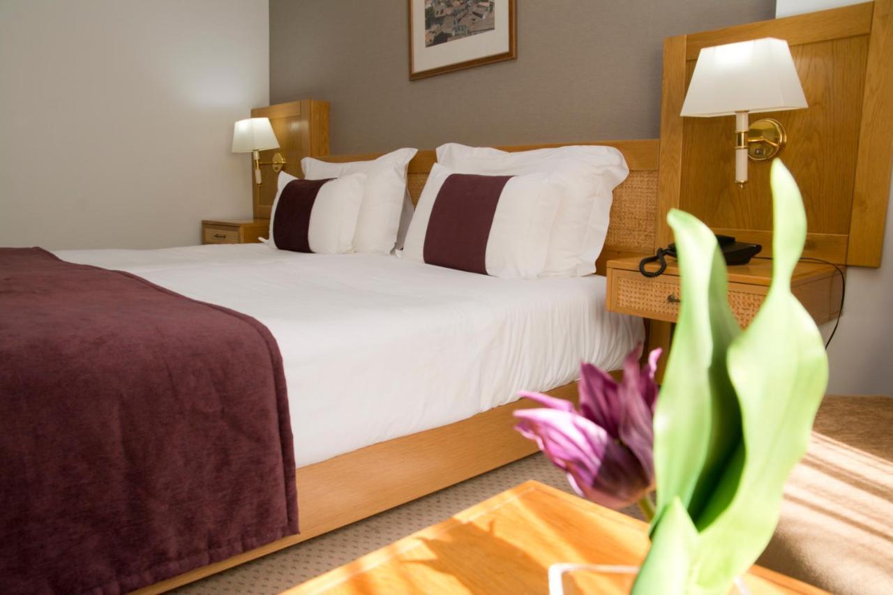 Hotel Rainha D. Amelia, Arts & Leisure Castelo Branco  Rum bild