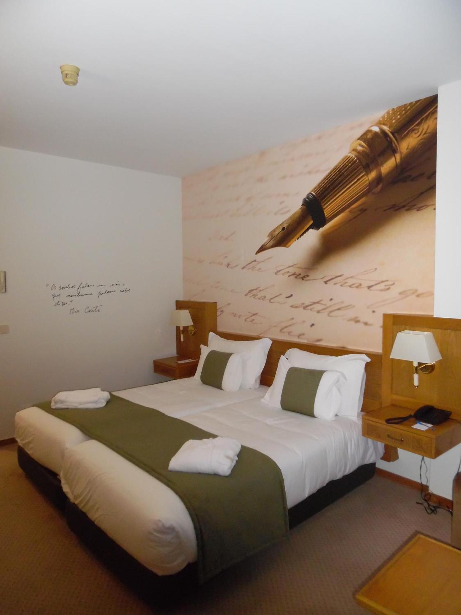 Hotel Rainha D. Amelia, Arts & Leisure Castelo Branco  Exteriör bild